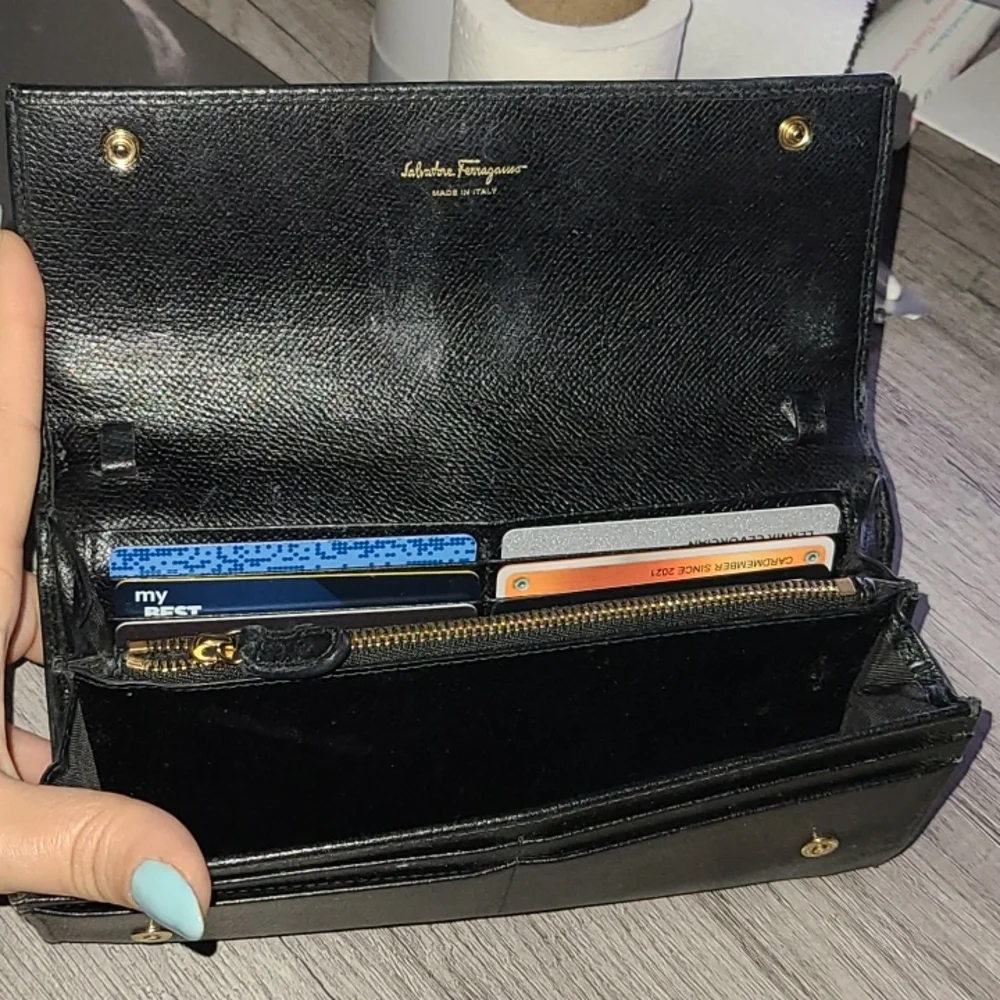 Salvatore Ferragamo walet - Picture 5 of 14